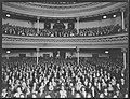 Penonton 1932 di panggung