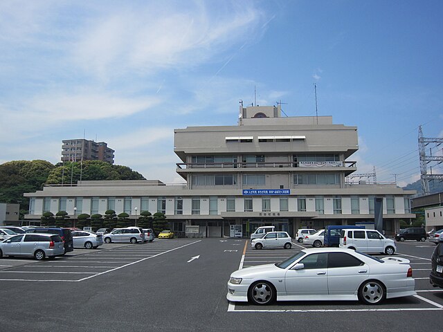 苅田町役場