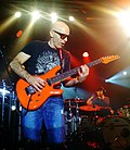 Miniatura para Joe Satriani