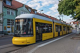 シュトラウスベルク鉄道の超低床電車のフレキシティ・ベルリン （2022年撮影）