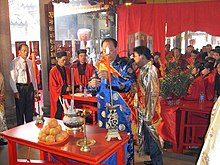 A Taoist rite for ancestor worship at the Xiao ancestral temple of Chaoyang, Shantou, Guangdong. Taoist ceremony at Xiao ancestral temple in Chaoyang, Shantou, Guangdong (inside) (4).jpg