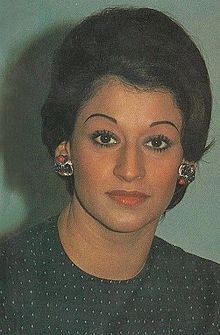 Warda Al-Jazairia, 1977