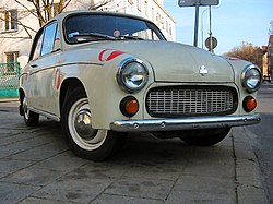 FSO Syrena en una exhibición.