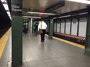 14th Street-Union Square - Broadway Line Platform.jpg
