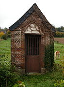 Chapelle dédiée à la Vierge, vers Valloires.