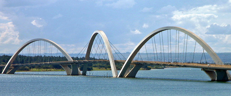 Ficheiro:BSB Ponte JK Panorama 05 2007 266.jpg