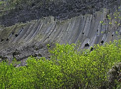 Detunata Goală, en af de to søjleformationer af basalt