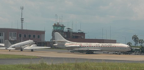 Самолёты Sud Aviation Caravelle(9U-BTA) авиакомпании Air Burundi и Douglas DC-3(9U-BRY) Burundi Air Force в 1976 году