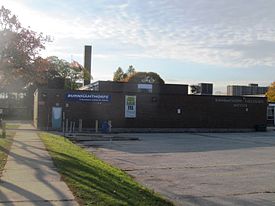 Burnhamthorpe Collegiate Institute.JPG