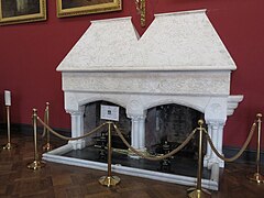 Marble fireplace in Picture Gallery in 2018