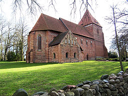 Kyrka i Lübow.