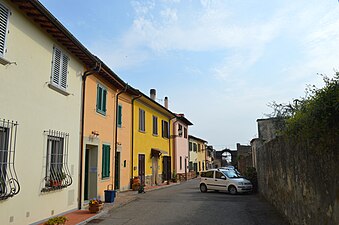 La Via Francesco Ferrucci vers la Porta Fiorentina.