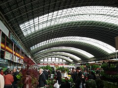 Cúpula metálica del Mercado Nacional de Ganados de Torrelavega.