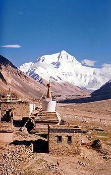 Tibeti csrten a Himalja lbnl