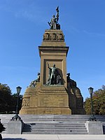 Monumento realizado por Jacquet en La Haya.
