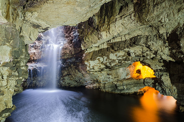 Второй зал в пещере Сму[англ.], Сазерленд, Шотландия