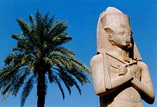 ’n Standbeeld van Ramses III by Luxor.