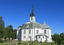 Foto einer weißen Holzkirche