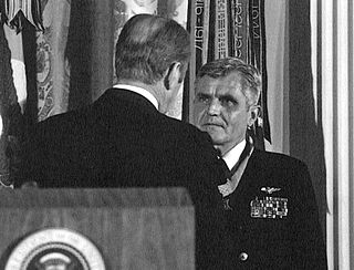 320px-US_Navy_050706-N-0000X-002_Medal_of_Honor_awarded_to_Rear_Admiral_James_B._Stockdale.jpg