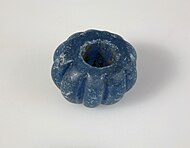 Meloenkraal van blauw glas