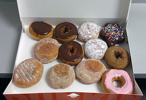 English: Dunkin Donuts Dozen Donuts Box