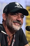 Jeffrey Dean Morgan kòm Negan.