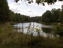 řeka u železniční stanice Ozero