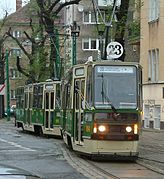 De twee gerestaureerde 105N trams.
