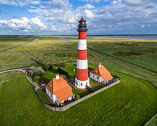 Le phare de Westerheversand (Schleswig-Holstein). (définition réelle 3 606 × 2 894)
