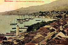 Carte postale de Saint-Pierre avant la catastrophe de 1902.