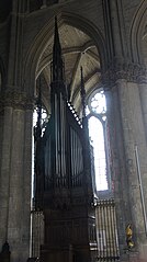 Orgue de la nef.