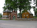 Pievėnų Nukryžiuotojo Jėzaus bažnyčia ir varpinė (abi past. 1788 m.)