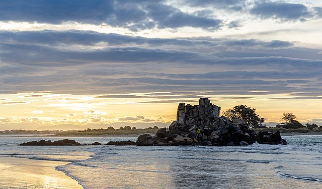 Rapanui Rock during sunset, Sumner, Christchurch, New Zealand