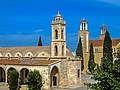 Antiga e Nova Catedral de Paralímni