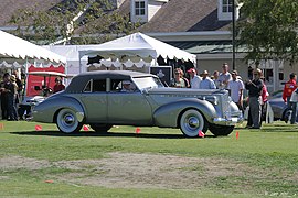 Packard Darrin of Paris (en) (1940)