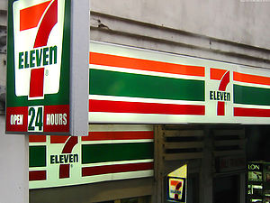 7-eleven shopfront