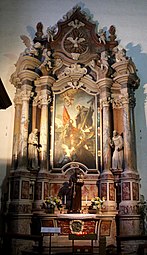 L'altare barocco della famiglia Brasavola.