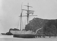 Grána, sem Gránufélagið var kennt við, á strandstað við eyjuna Ljóðhús (Ytri-Suðureyjar) árið 1896.