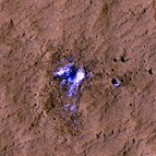 In einem frischen Einschlagkrater auf dem Mars wurde Wassereis sichtbar, das ansonsten unter der Oberfläche verborgen bleibt.
