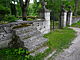 Kudjape kalmistu piirdemüür väravatega