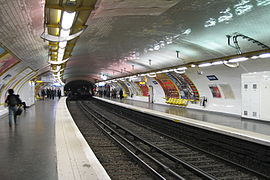 Plataforma em direção a Boulogne antes da instalação dos monitores SIEL.