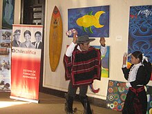 Chilean huasos dancing cueca in 2007, in the then Ross Casino of Pichilemu Cuecas chilenas.JPG