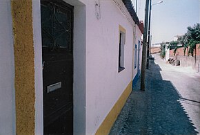 Rua da Madruga em Odivelas, nos princípios da década de 2000.