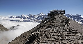 Шильтхорн и Бернские Альпы, 2012 August.jpg
