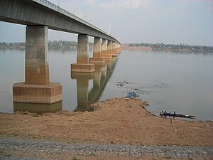 De brug tussen Mukdahan & Savannekhet