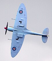 Spitfire Mk. V s krásným eliptickým křídlem