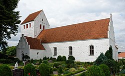 Undlose-Kirke (01).jpg