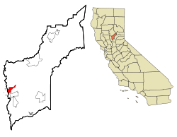 カリフォルニア州におけるユバ郡（右図）およびメアリーズビルの位置の位置図