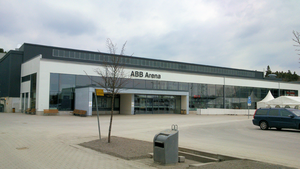 Oben: Die ABB Arena Nord (2013)