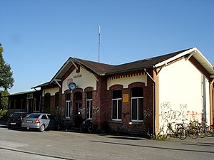 BahnhofIbbenbuerenLaggenbeckEmpfangsgebaeude.jpg